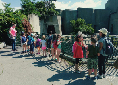 Деца от Център Яника в зоологическата градина
